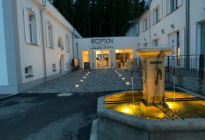 Reception Lakeside Village